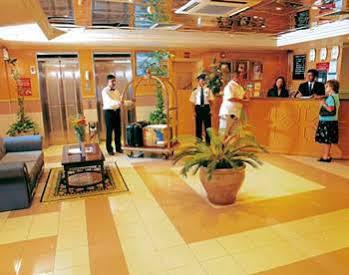 Aparthotel Imperiaa By Crossway - 3*