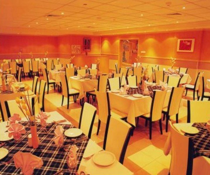 Aparthotel Imperiaa By Crossway - 3*